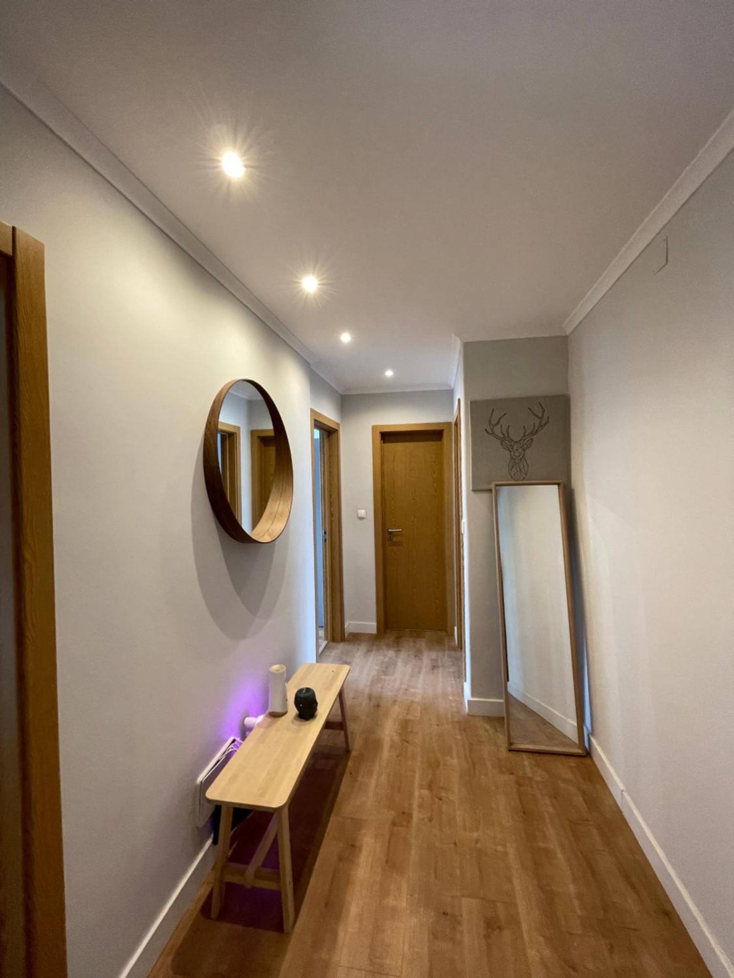Quarto De Casal Close To Lisbon Flat Equipado Almada Exterior foto